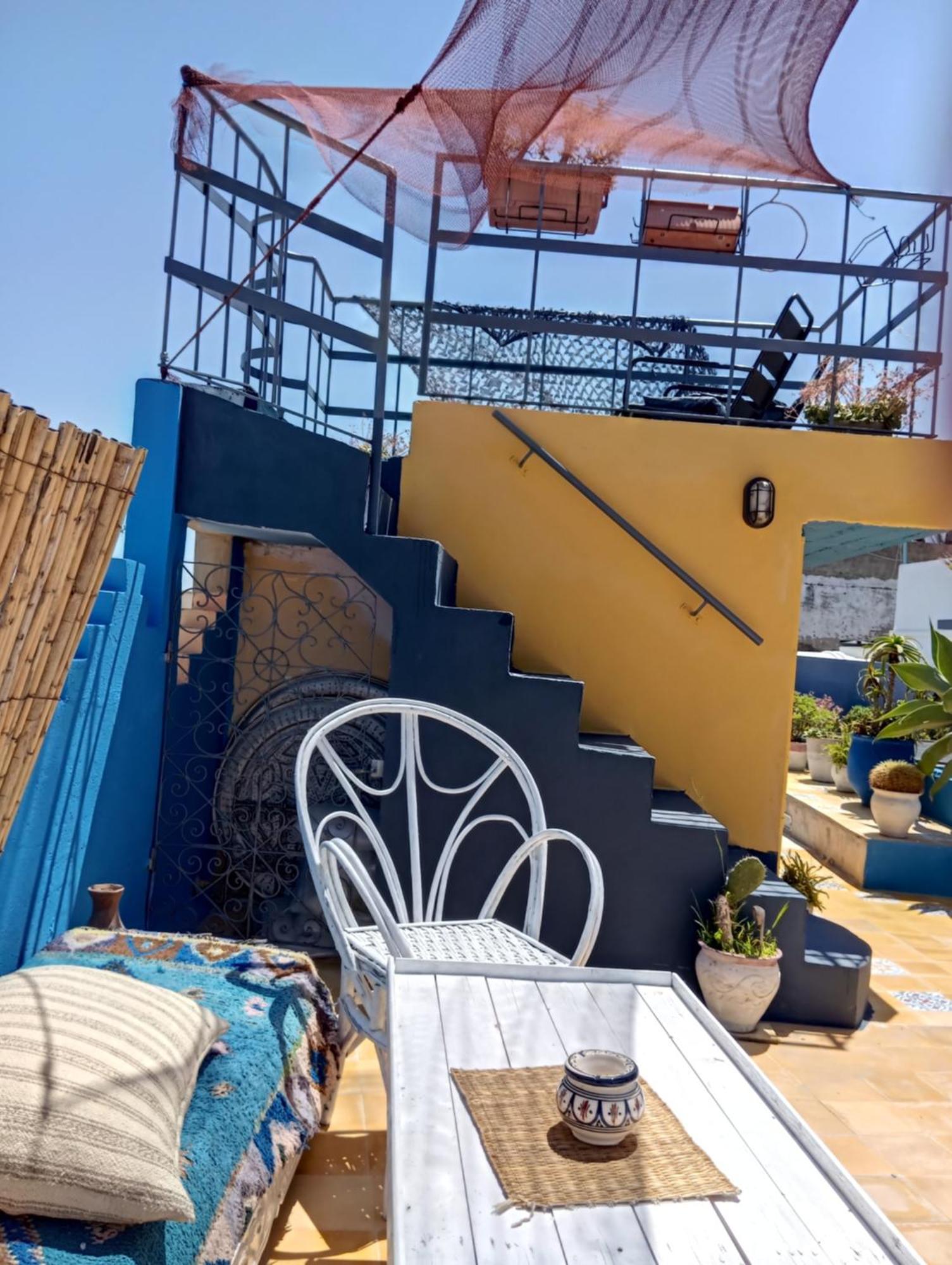 Bayt Alice Hostel Танжер Экстерьер фото